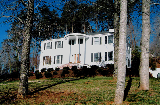 537945frontbig.JPG (307767 bytes)